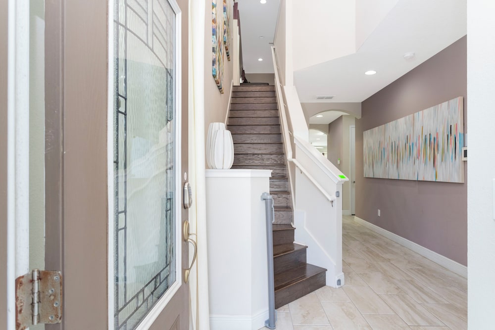 Gorgeous 6Bd w Pool Close to Disney 7650 Encore Resort, Photo 12