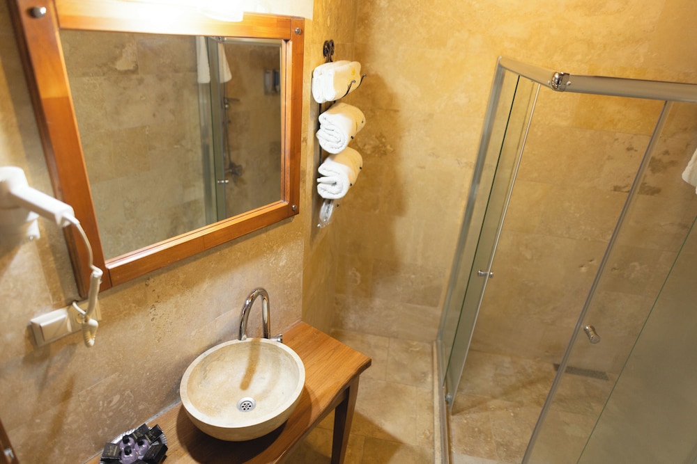 Standard Room - Photo 3