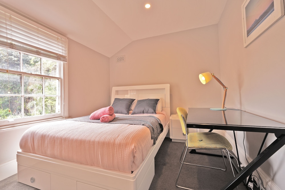 Basic Room photo 1