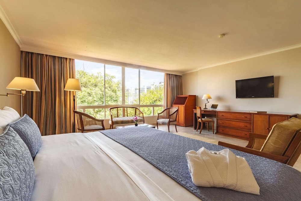 Studio Suite, 1 King Bed, Non Smoking - Photo 9