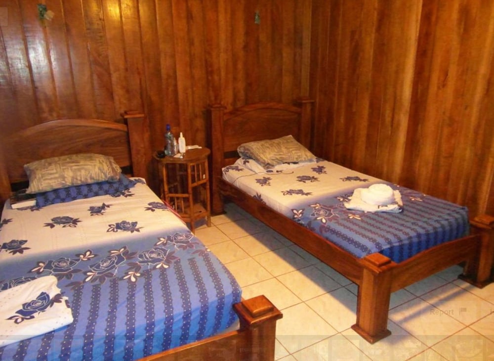 Standard Double Room, 2 Twin Beds photo 2