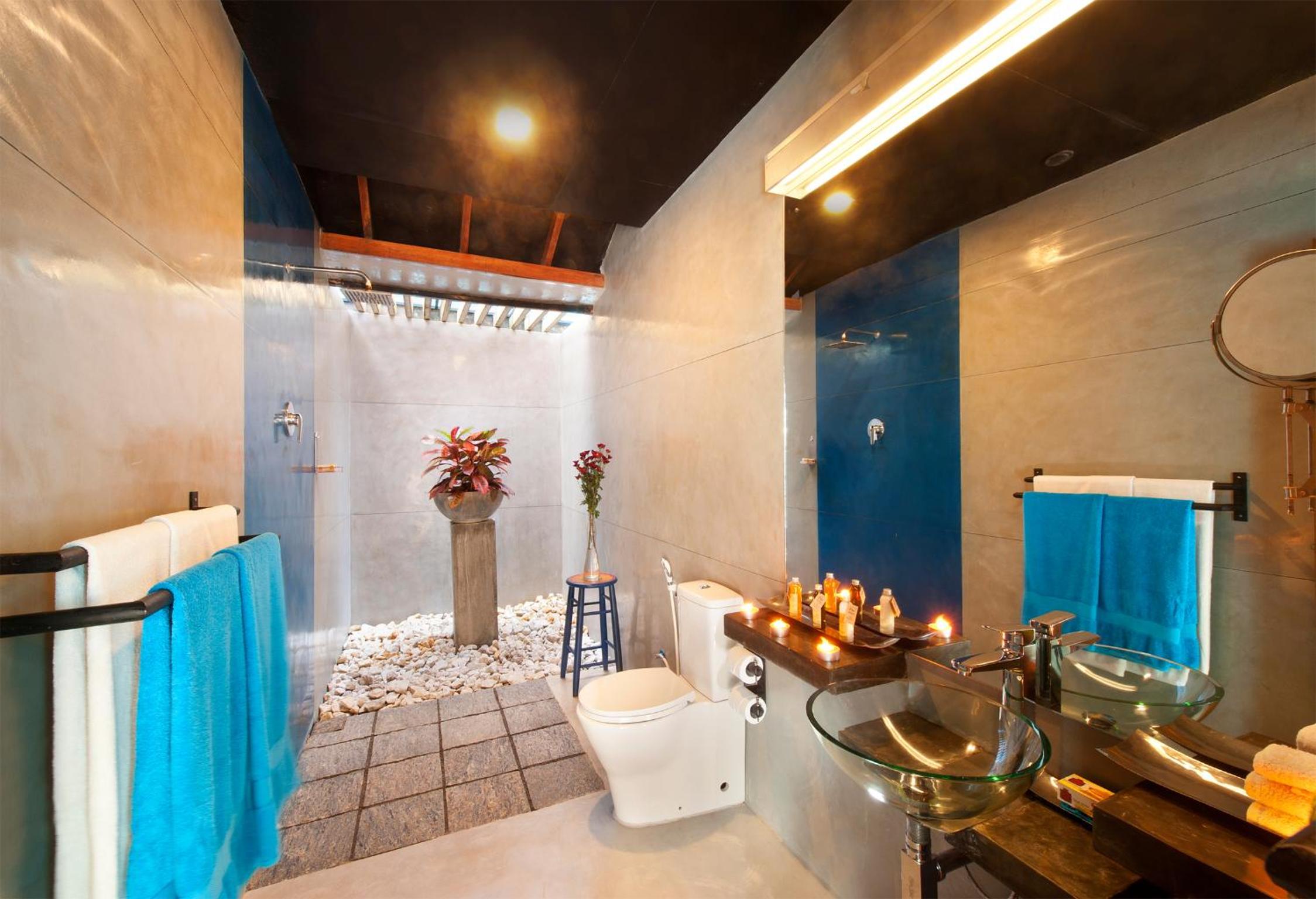 Deluxe Double or Twin Room with Pool View - Photo 5