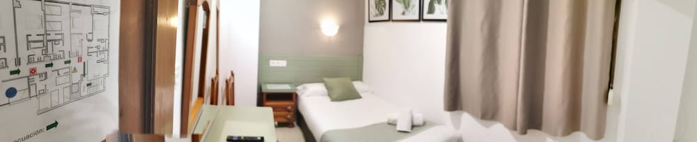 Single Room photo 3