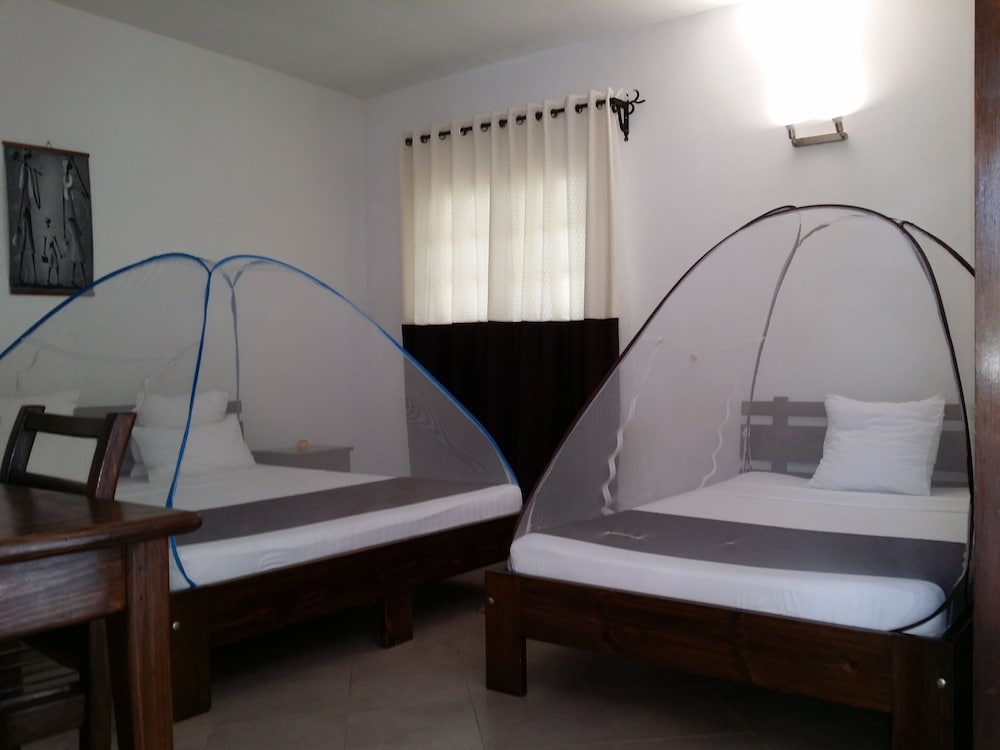 Comfort Room, Multiple Beds photo 2