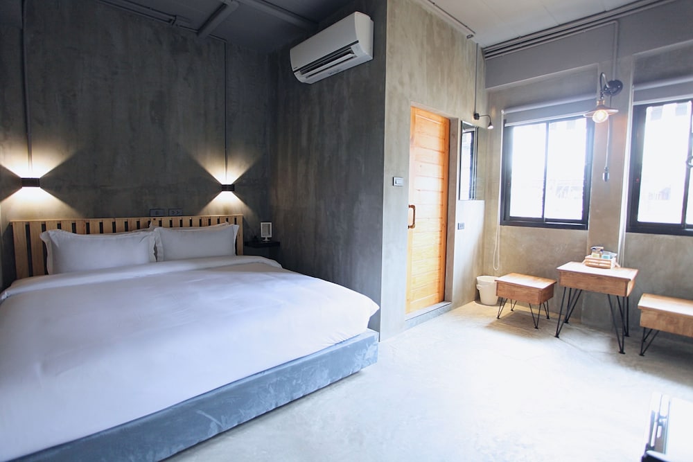 Deluxe Double Room photo 2