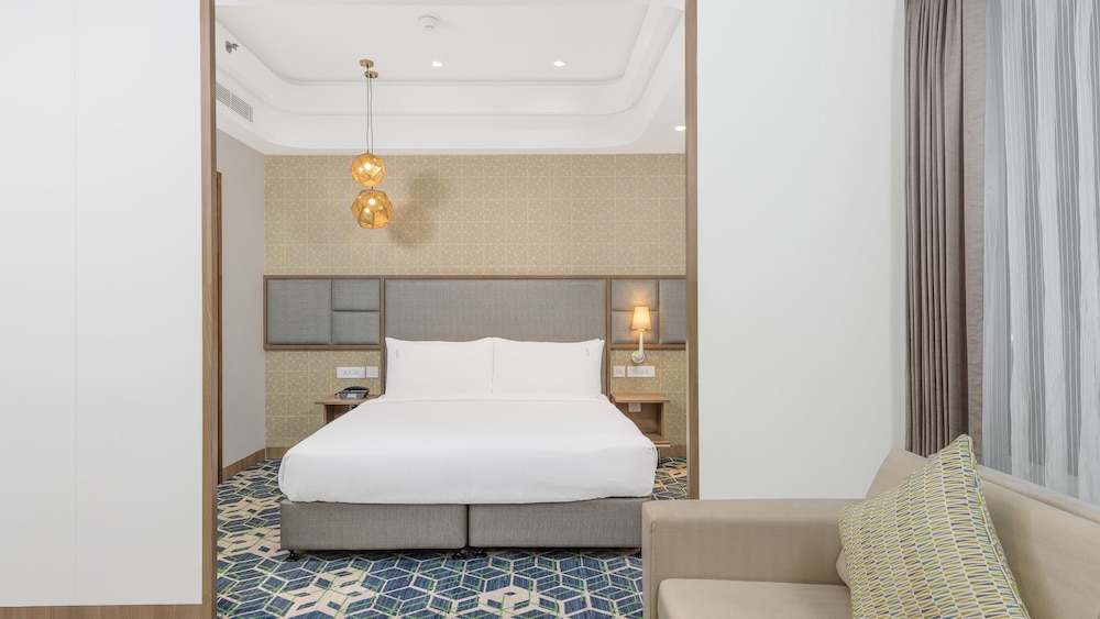 Suite, 1 Bedroom, Balcony (Balcony) - Photo 1