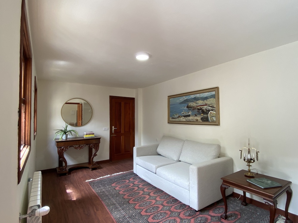 Family Quadruple Room photo 2