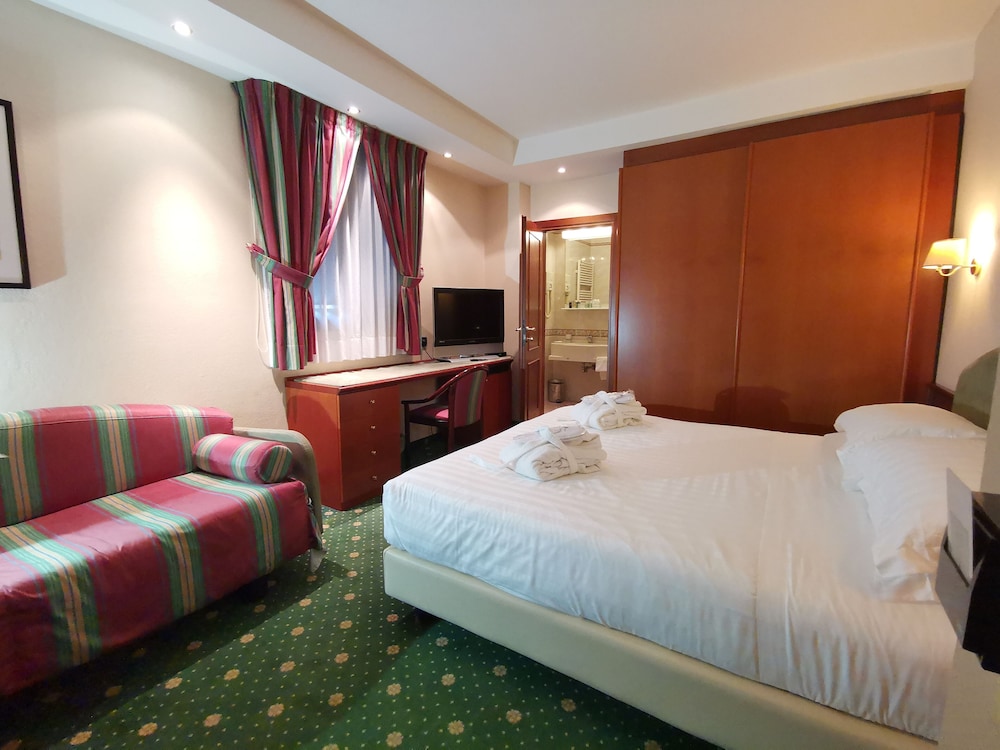 Deluxe Double Room photo 1