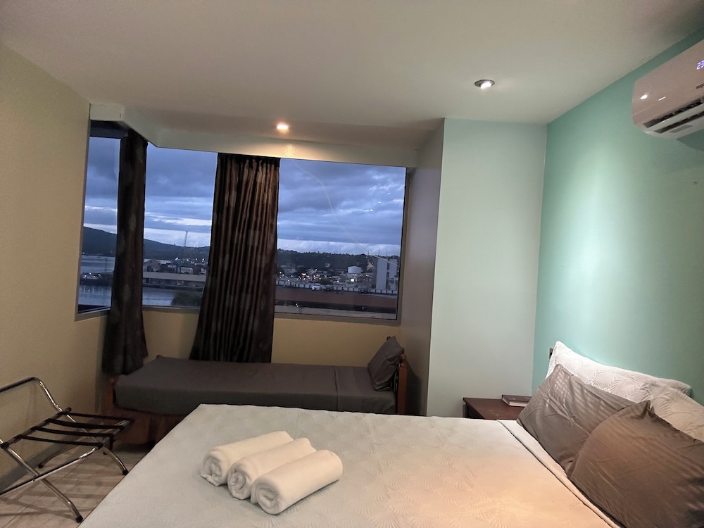 Executive Suite photo 3