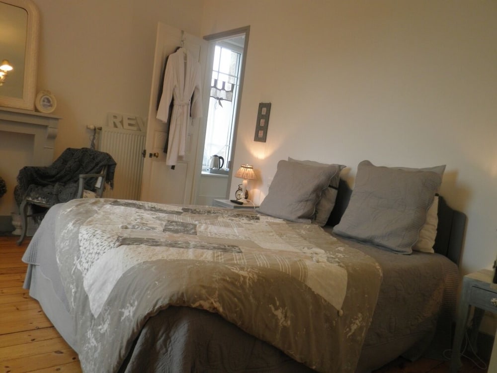 Deluxe Double Room, 1 Bedroom, Private Bathroom photo 1