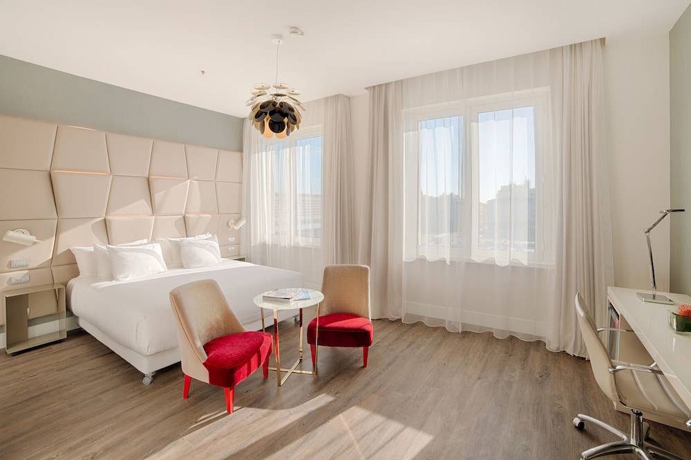 Available room