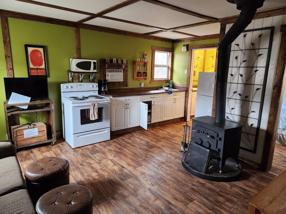 Basic Cabin with Wood Stove photo 3
