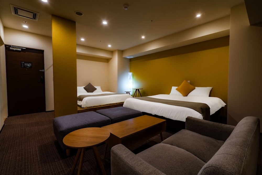 Grand Studio Suite, 2 Queen Beds, Non Smoking, Kitchen