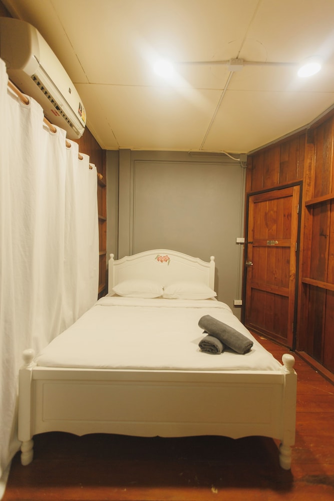 Standard Double Room - Photo 1