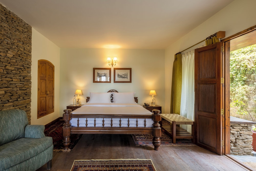 Room, 4 Bedrooms (White Oaks) - Photo 1