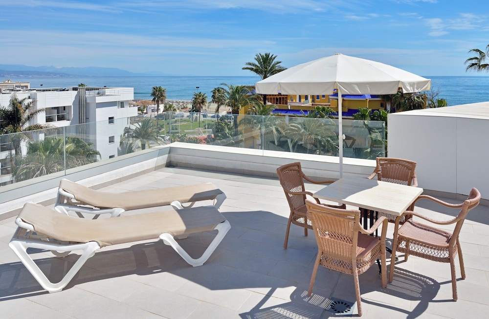 Suite, Sea View (Sol 2 Ad + 2 Ch) thumbnail 6