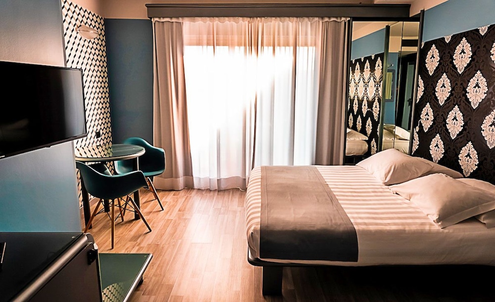 Standard Double Room Single Use