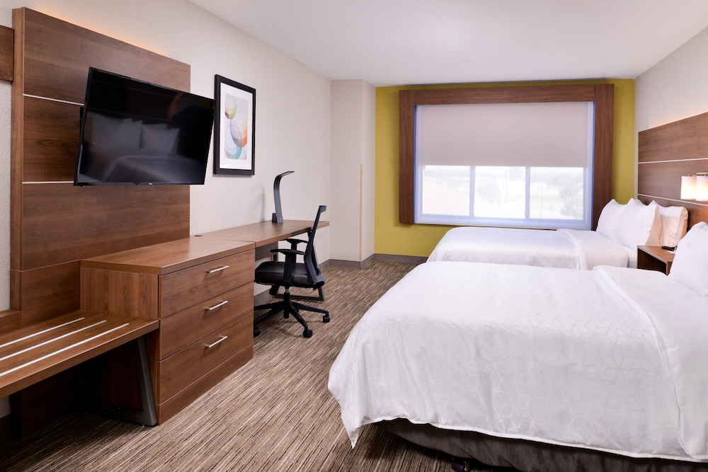 Standard Room, Multiple Beds - Photo 2