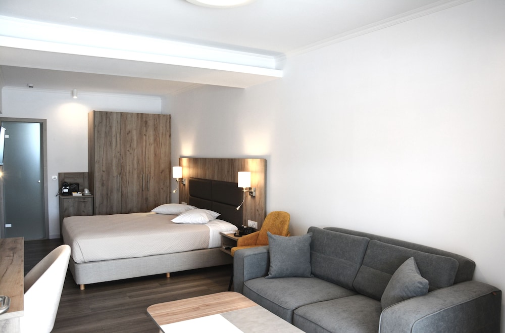 Deluxe Double Room Panorama - Photo 4