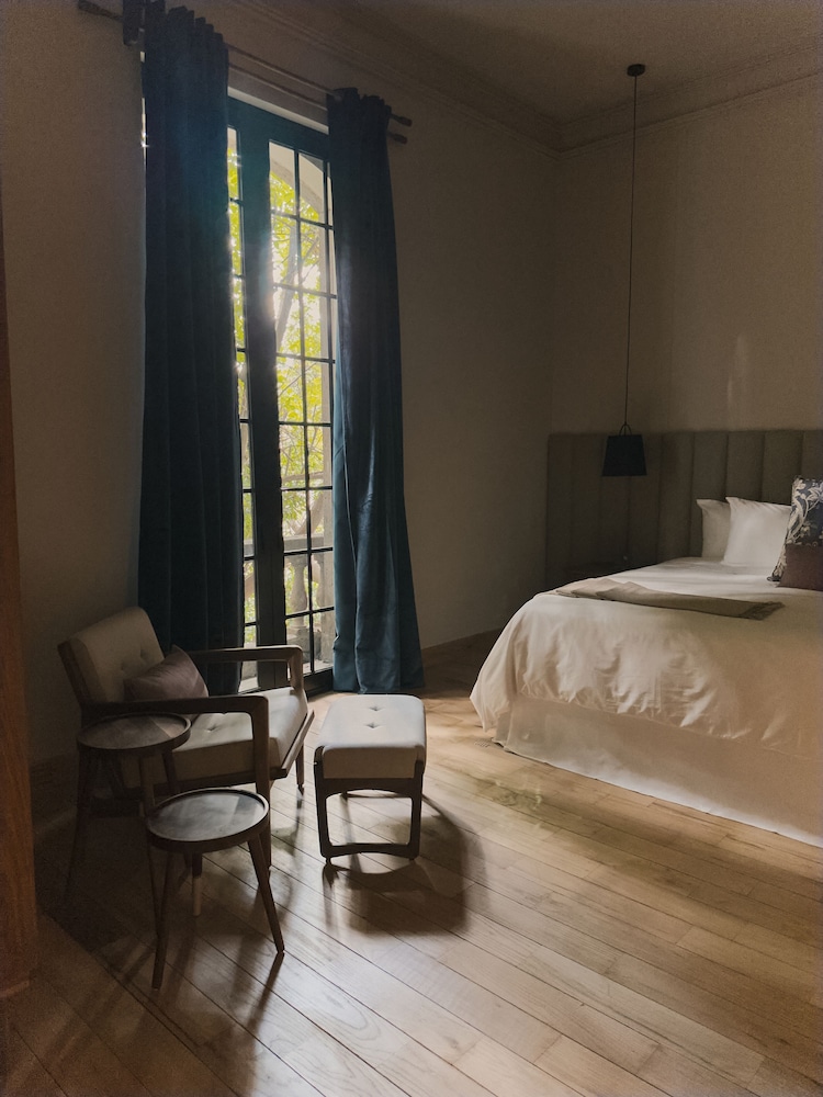 Signature Room
