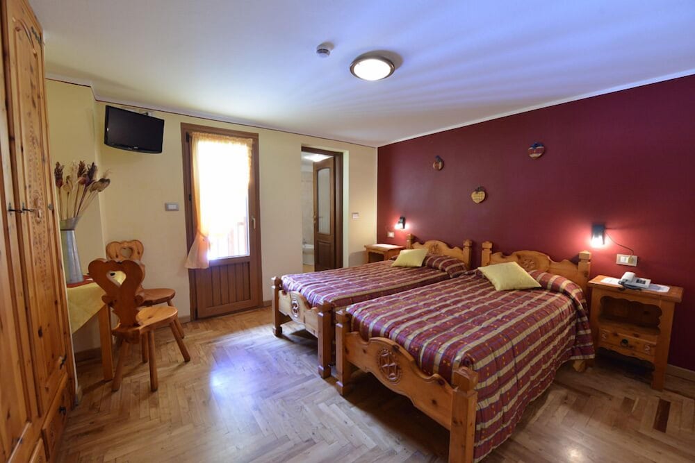 Economy Double Room, 1 Double Bed photo 3