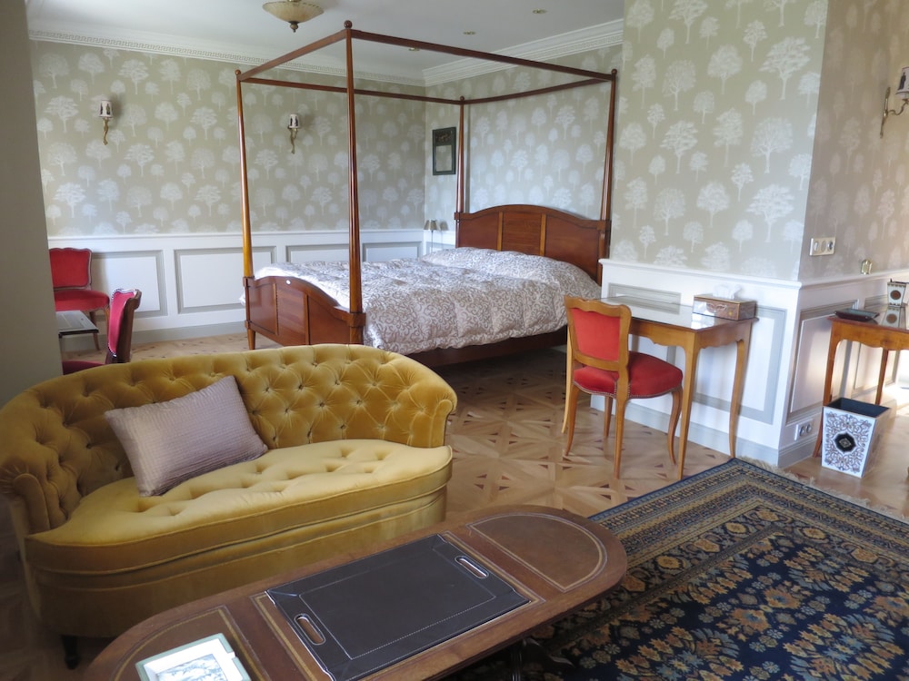 Luxury Double Room (Old England) photo 1