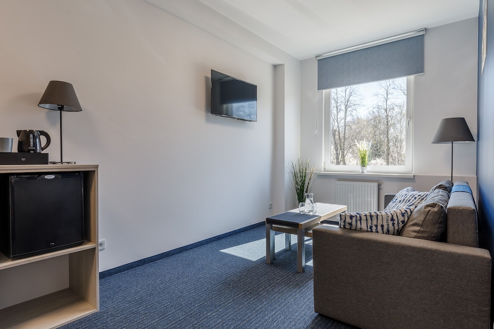 Family Apartment - Photo 7