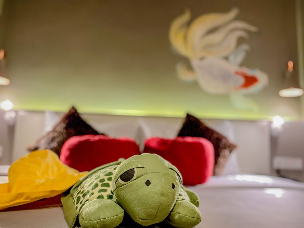Executive Suite Room - Photo 20