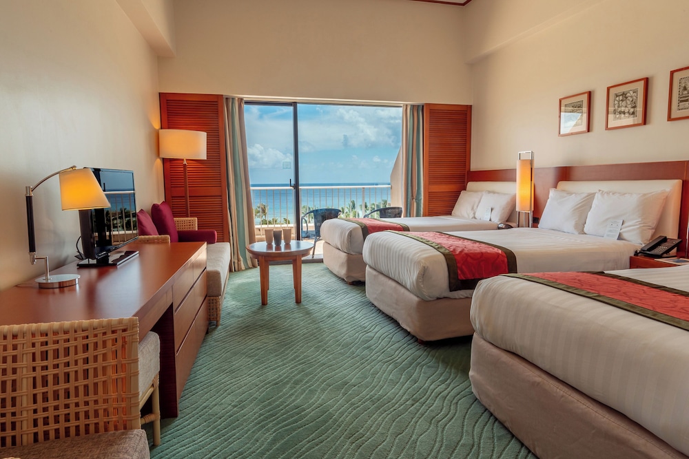 Ocean Front Triple Room - Photo 4