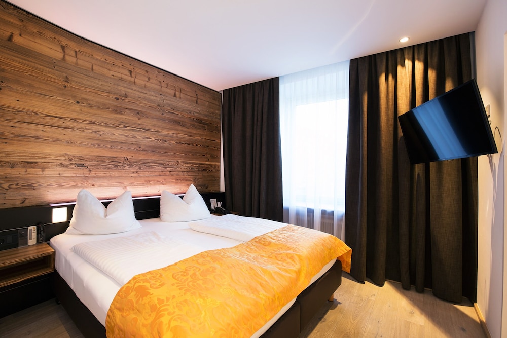 Double Room - Photo 2