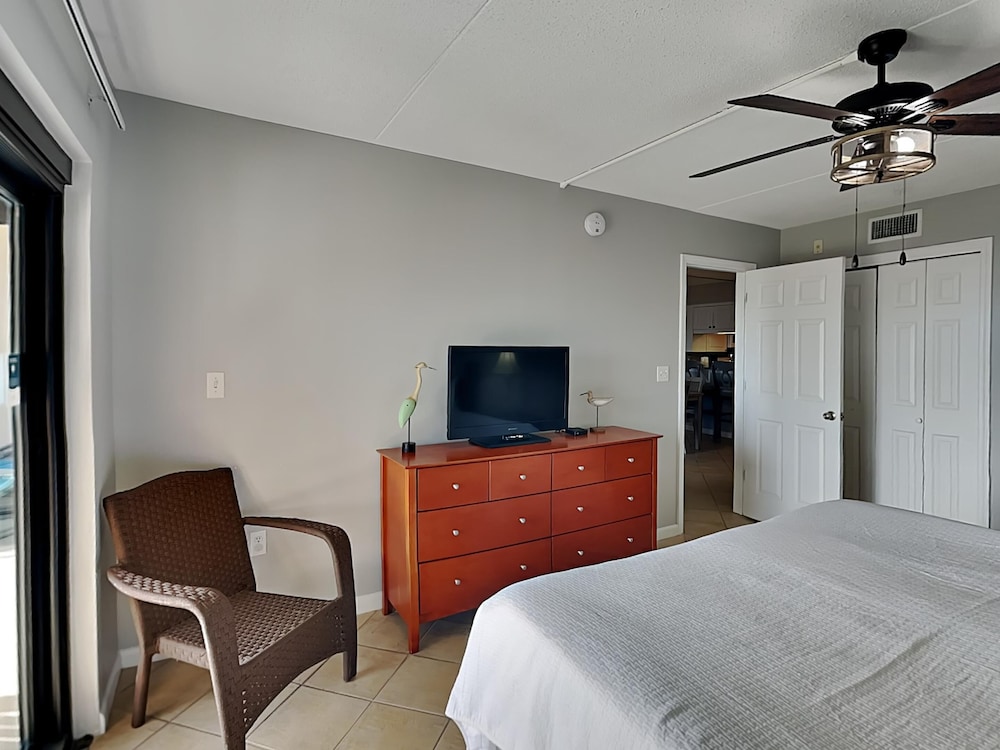 Condo, Multiple Beds, Patio, Ocean View (#104 - No Pets) photo 3