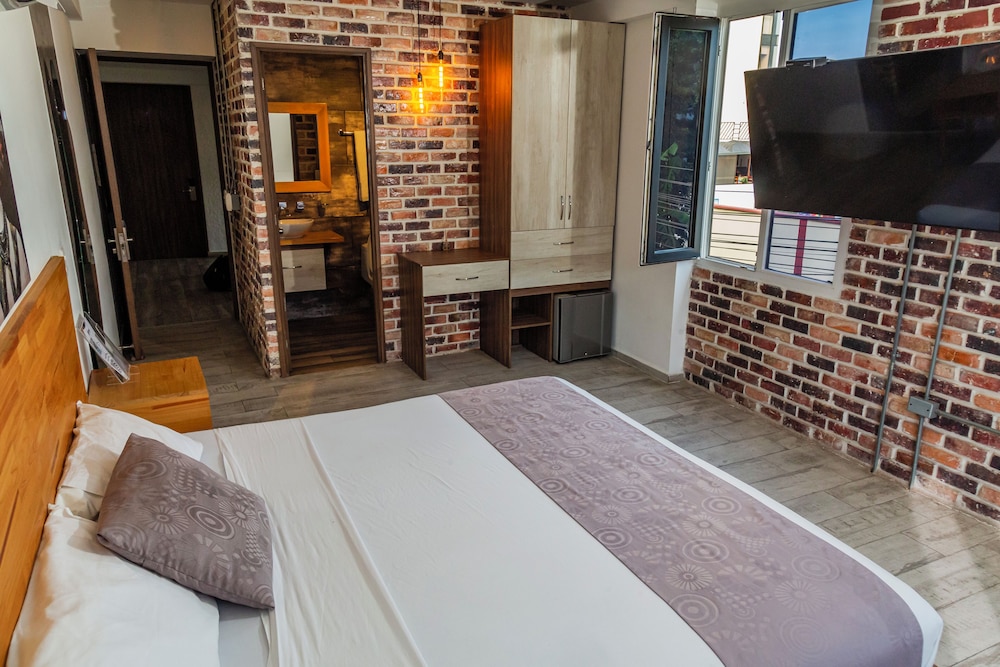 Junior Studio Suite photo 1