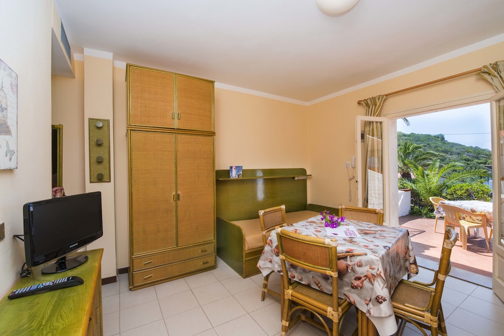 Traditional Apartment, 1 Bedroom, Kitchenette, Ground Floor