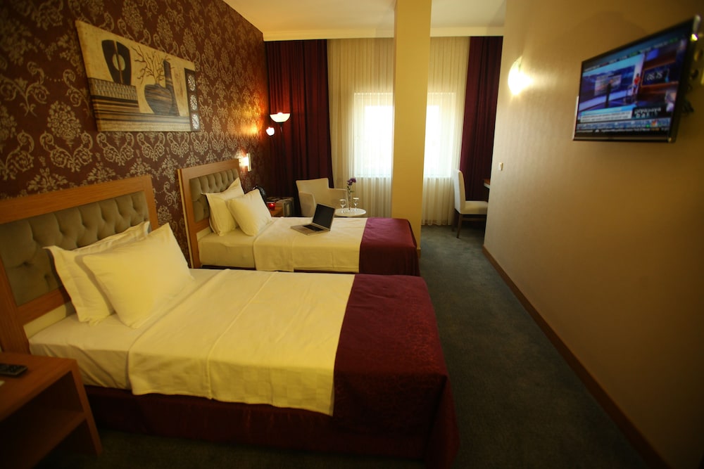 Standard Double Room photo 2