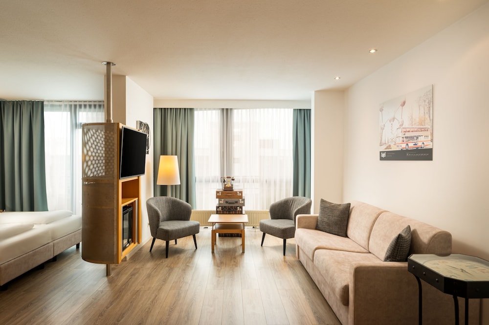 Junior Suite - Photo 1