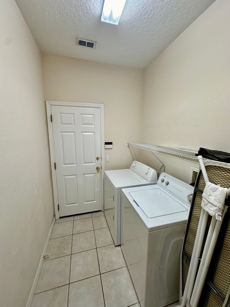 Grand Fabulous 4BR Pool Home Near Disney, Kuva 16