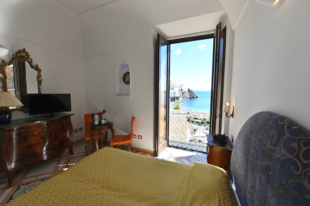 Double Room, Balcony, Sea View - Photo 1