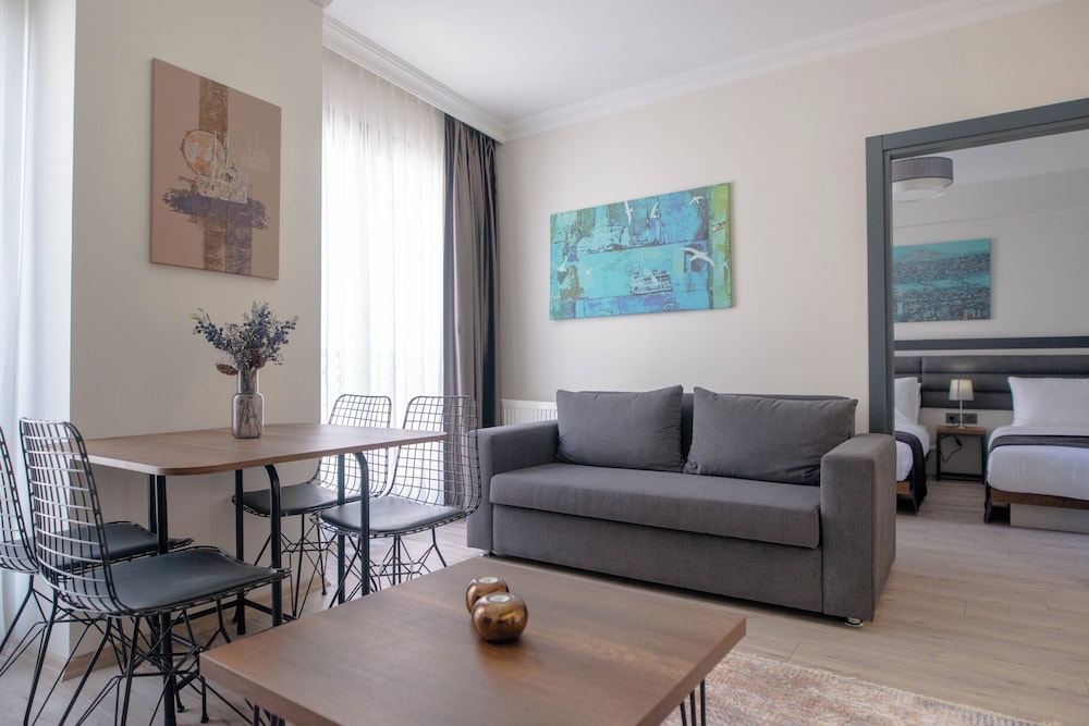 Family Apartment photo 1