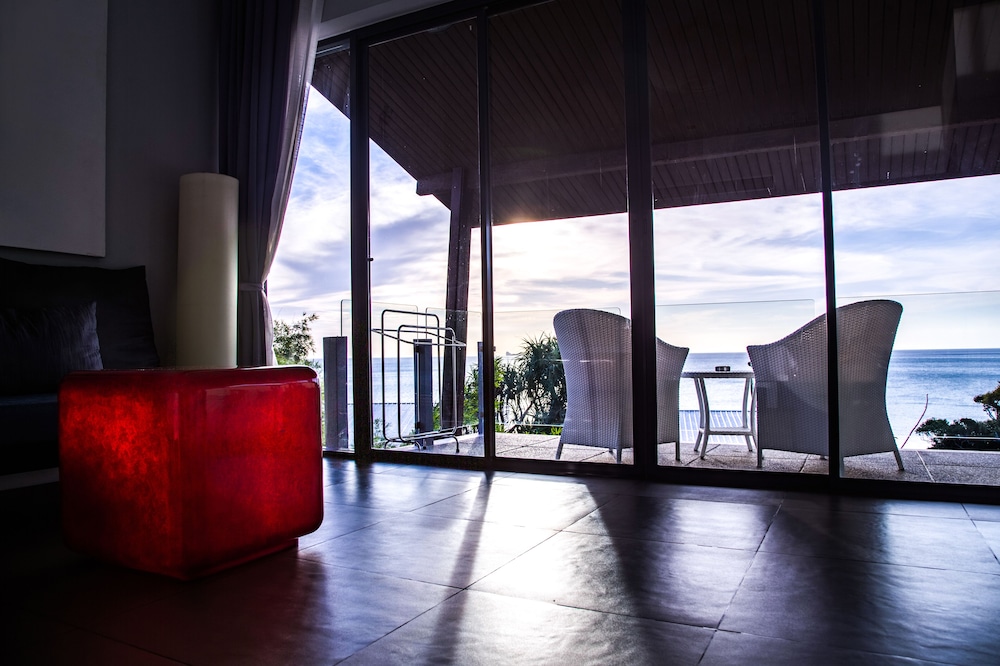 The Premier with Seaview - Photo 23