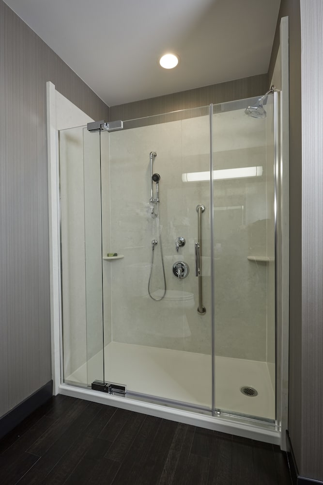Suite, 1 King Bed, Non Smoking, Jetted Tub