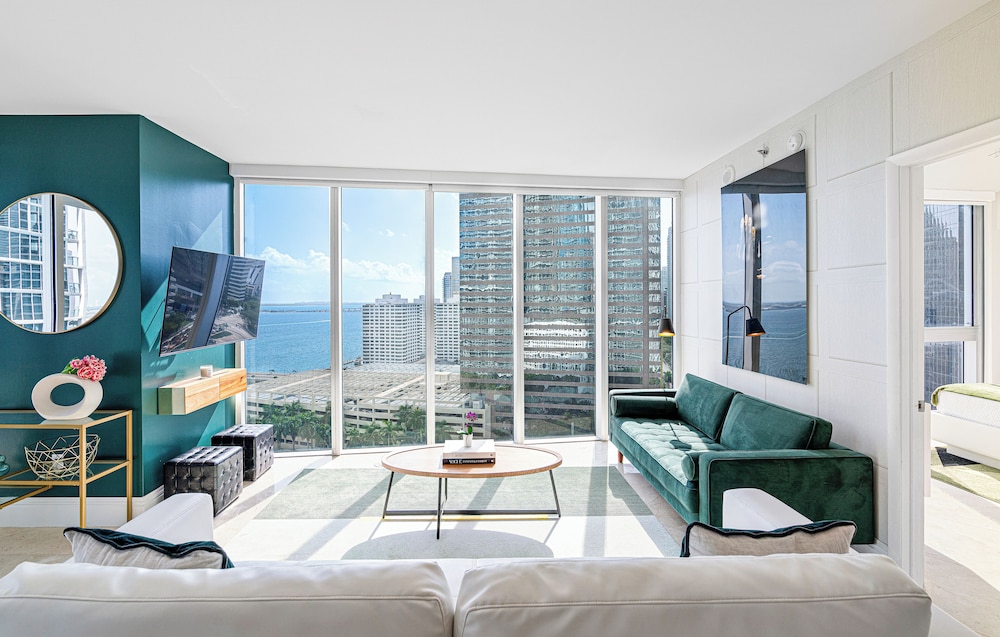 Boutique Corner Apart, 2/2, Sofa Bed, Ocean View, Balcony1910
