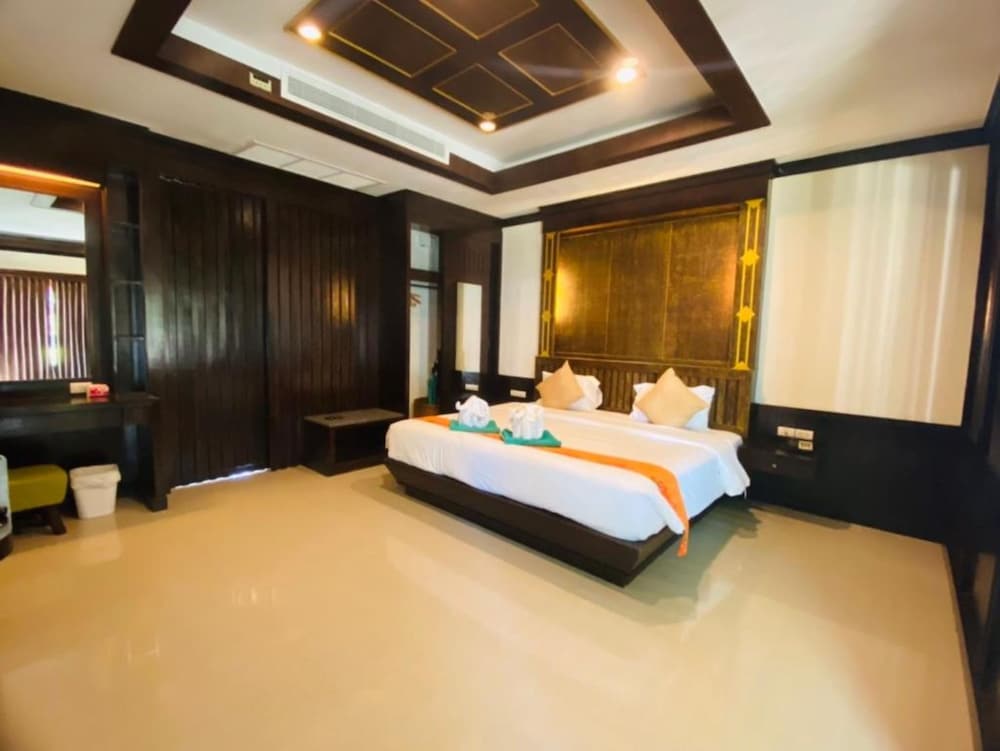 Beachfront Villa photo 2