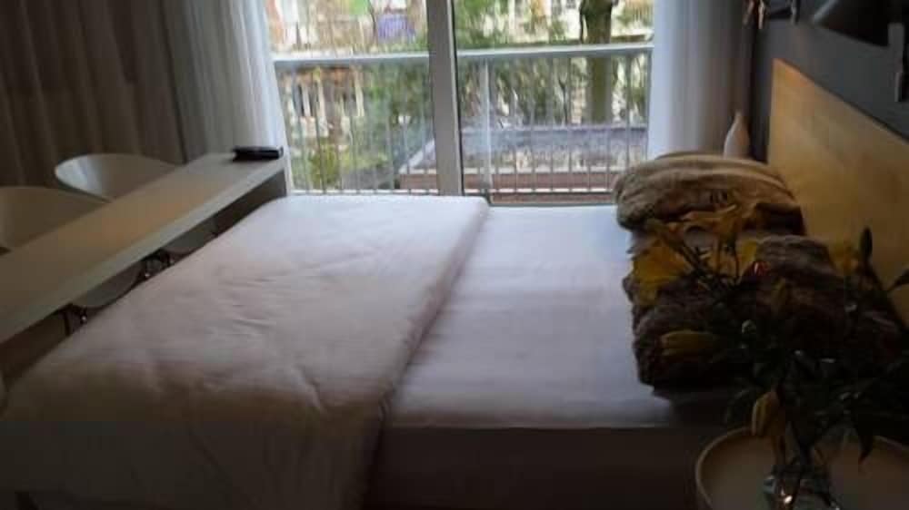 Basic Room photo 2