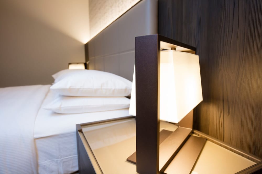Deluxe Room, 1 King Bed - Photo 3