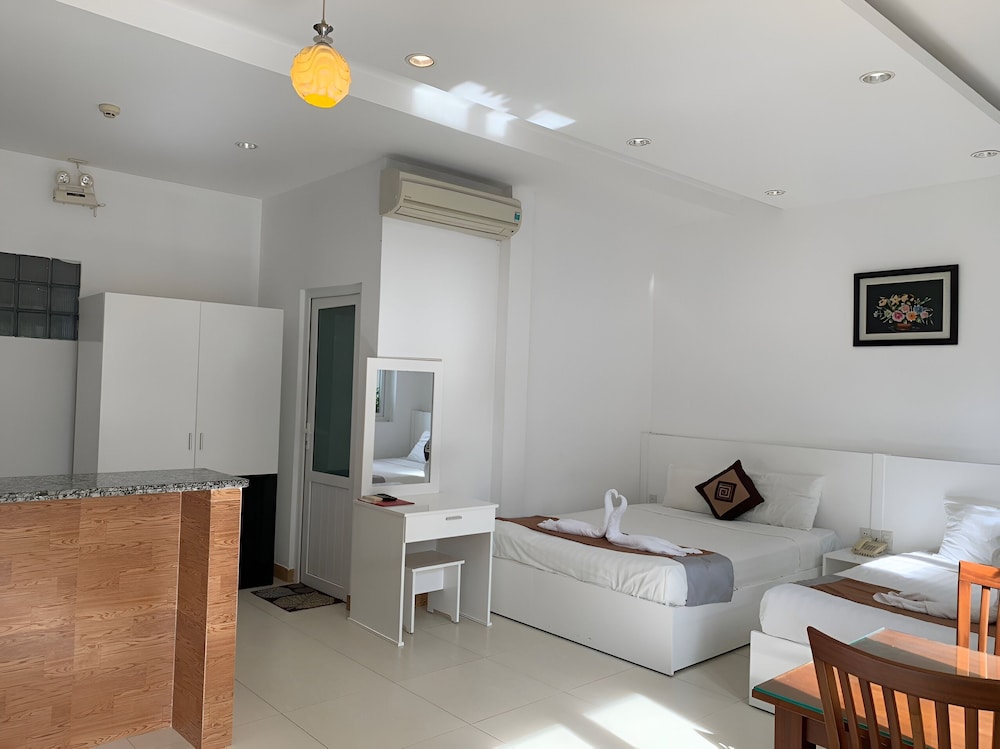 Deluxe Double Room, Balcony, Garden View
