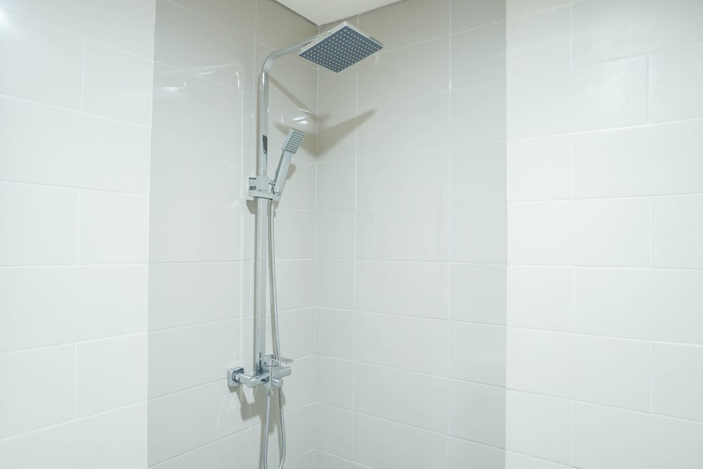 Room - Photo 2