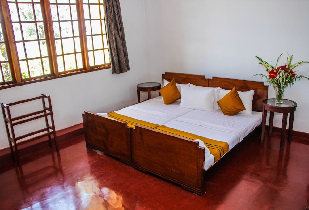 Double or Twin Room, Valley View, Mountainside photo 2
