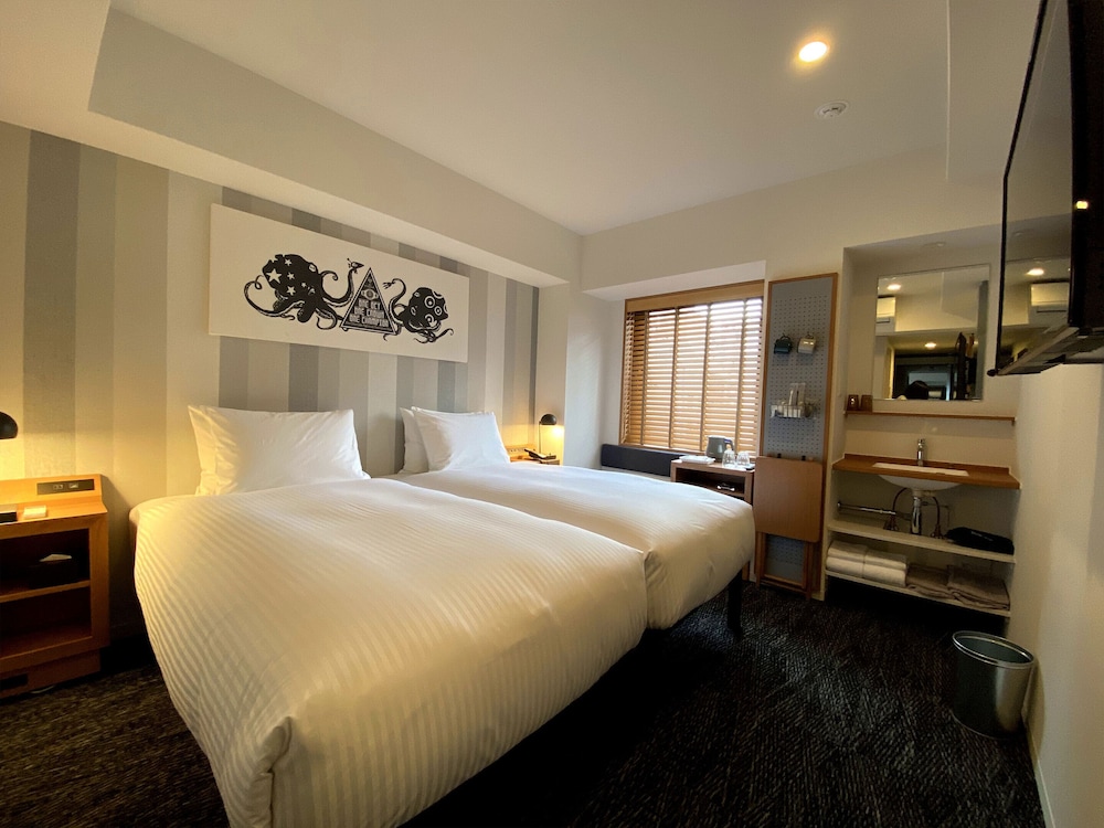 Twin Room, Non Smoking - Photo 1