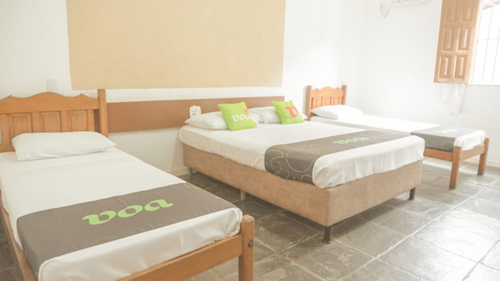 Standard Quadruple Room - Photo 4