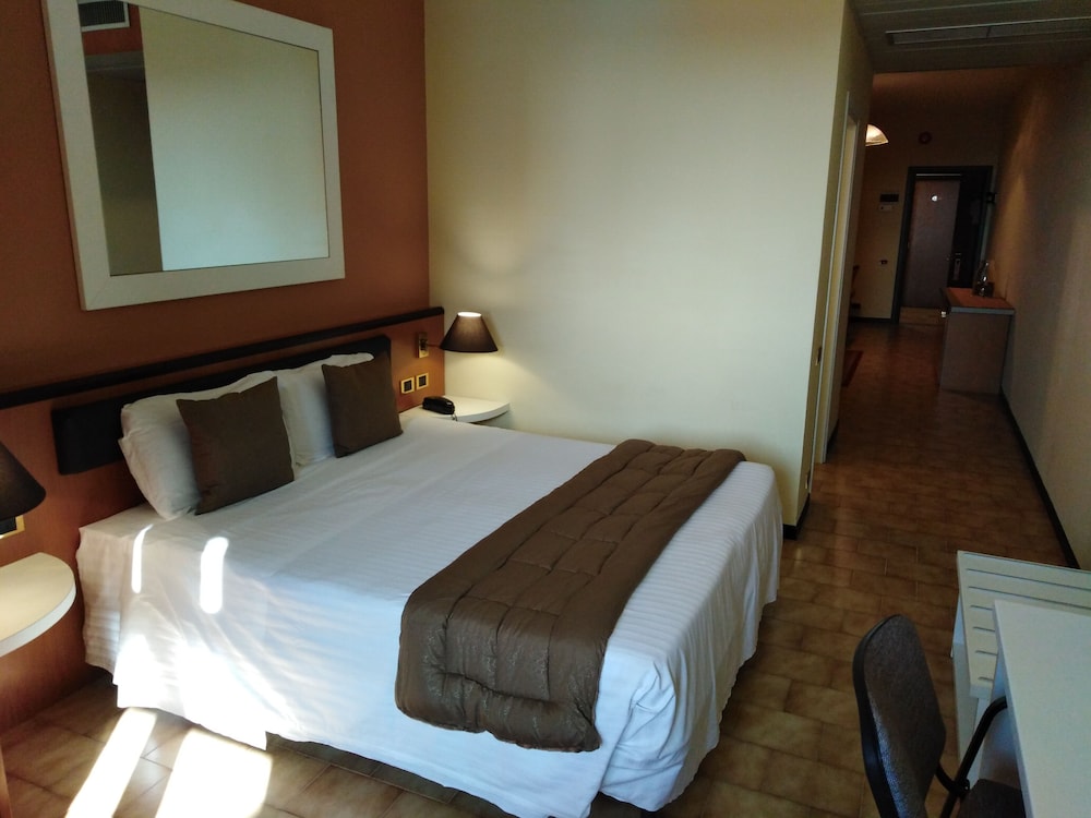 Triple Room - Photo 3
